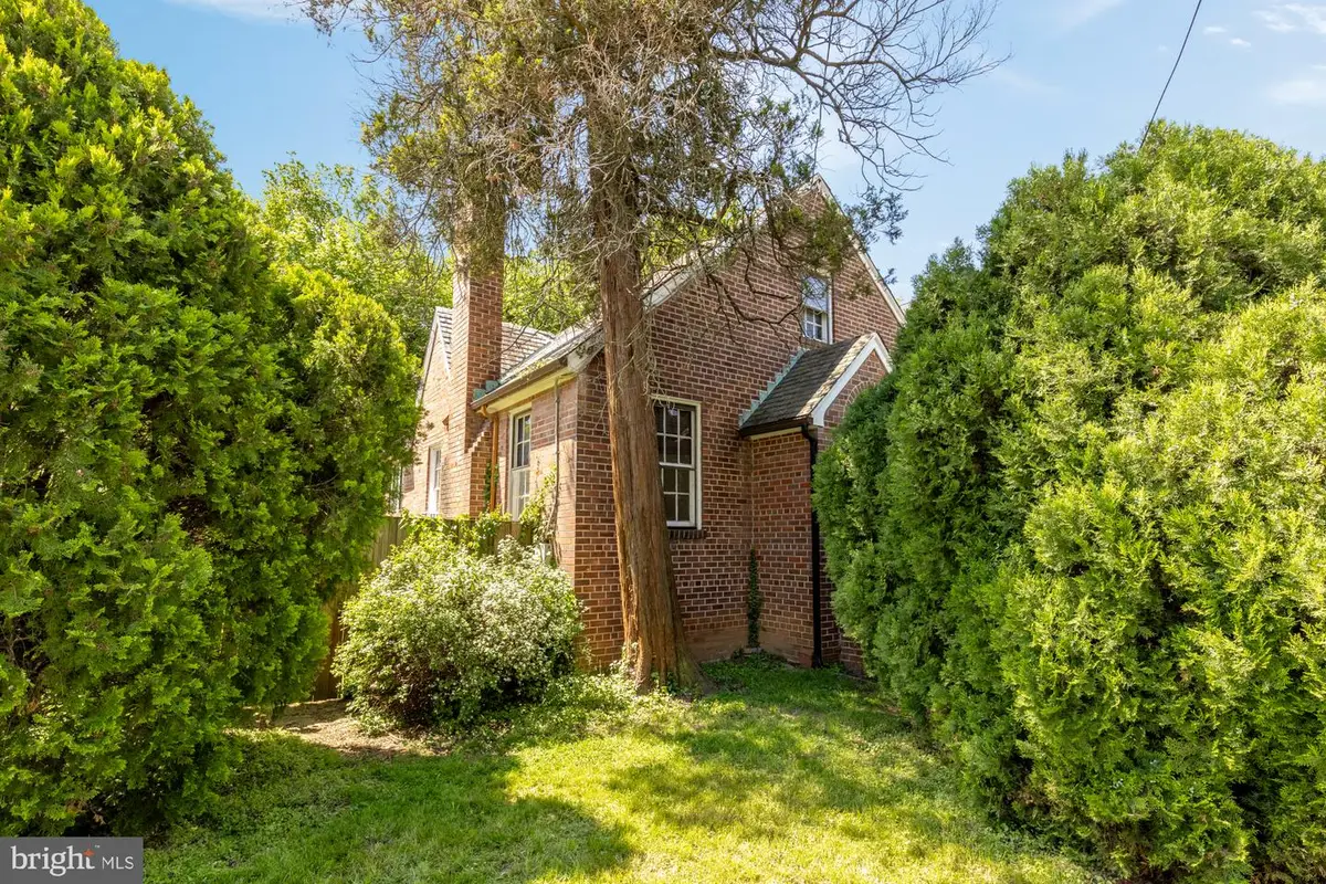 1519 W St Se, Washington, DC 20020 - #1