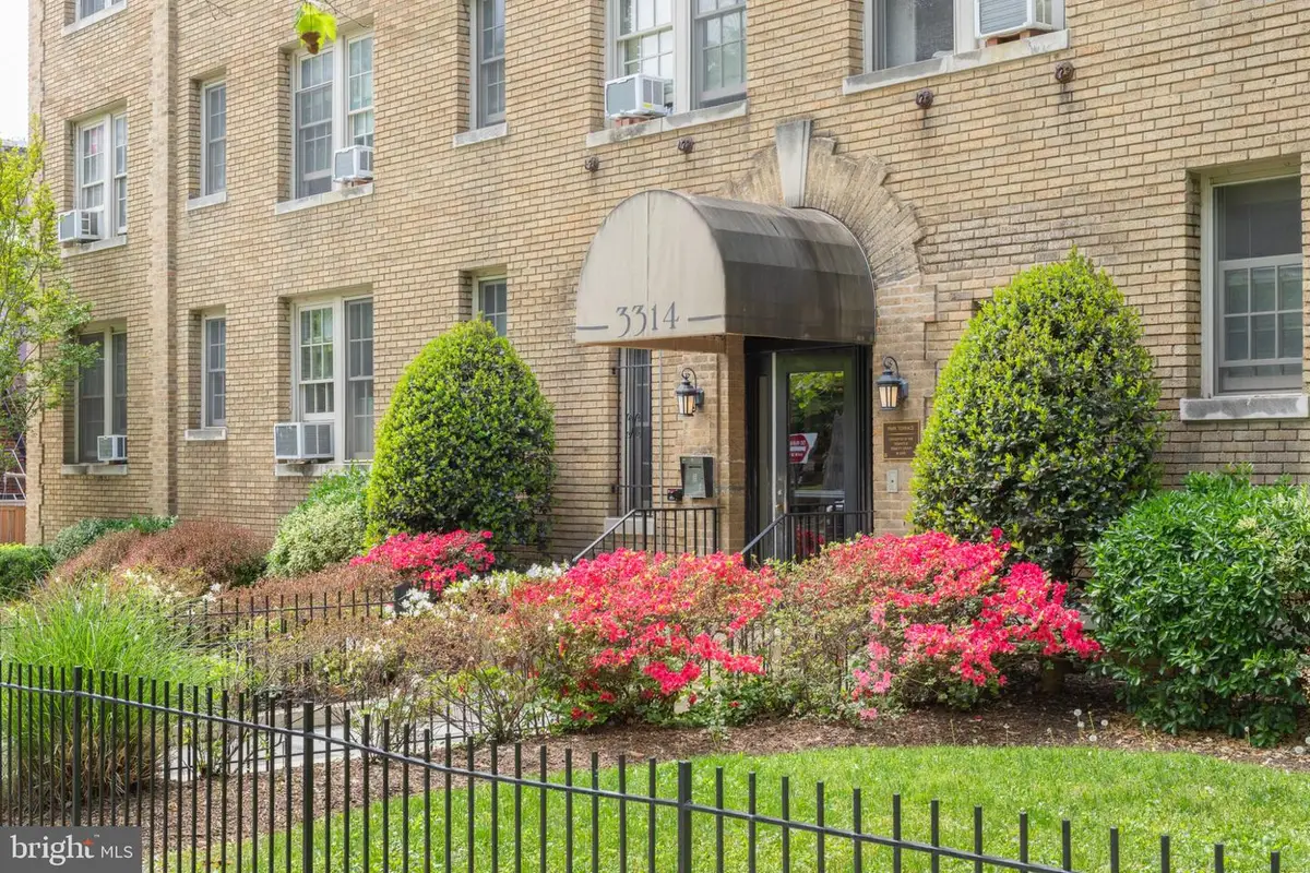 3314 Mount Pleasant St Nw #41, Washington, DC 20010 - #1