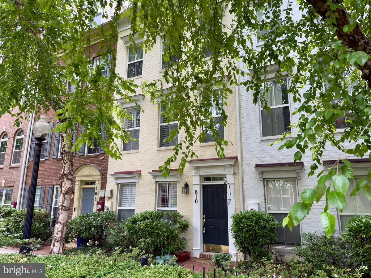 810 Capitol Square Pl Sw, Washington, DC 20024 - #1