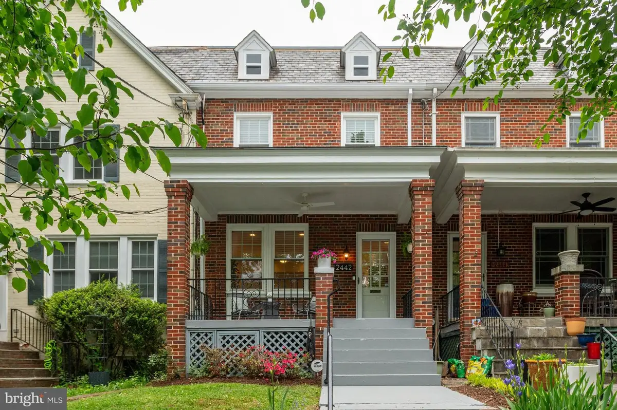2442 39th St Nw, Washington, DC 20007 - #1