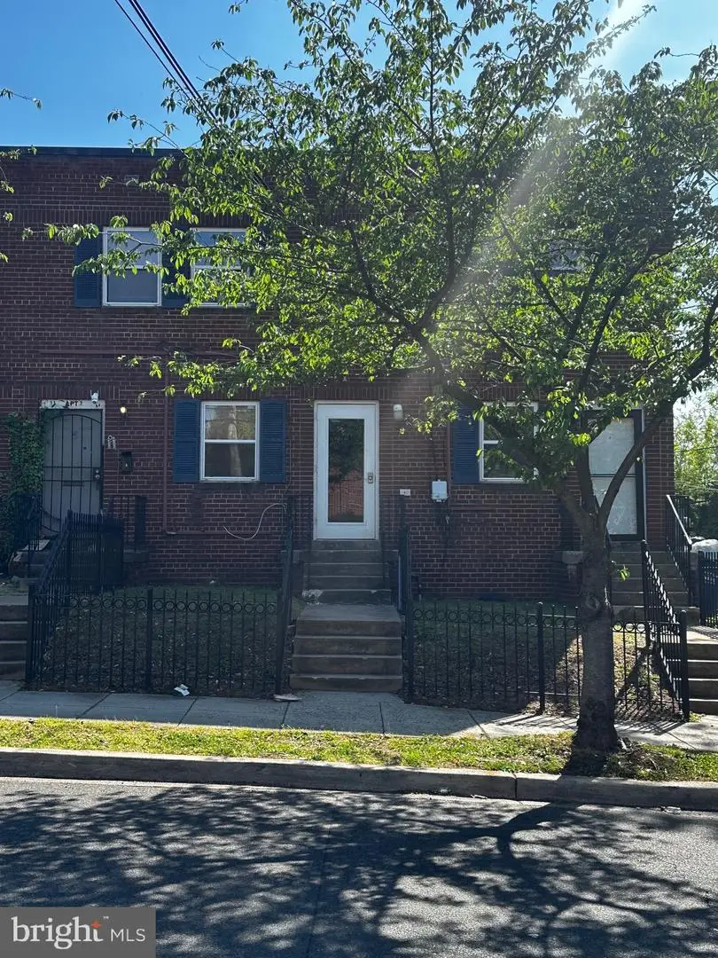 11 Halley Place Se, Washington, DC 20032 - #1