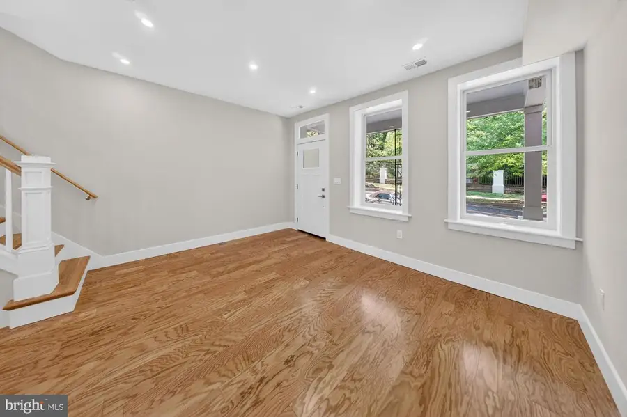 237 Rock Creek Church Rd Nw, Washington, DC 20011 - #3