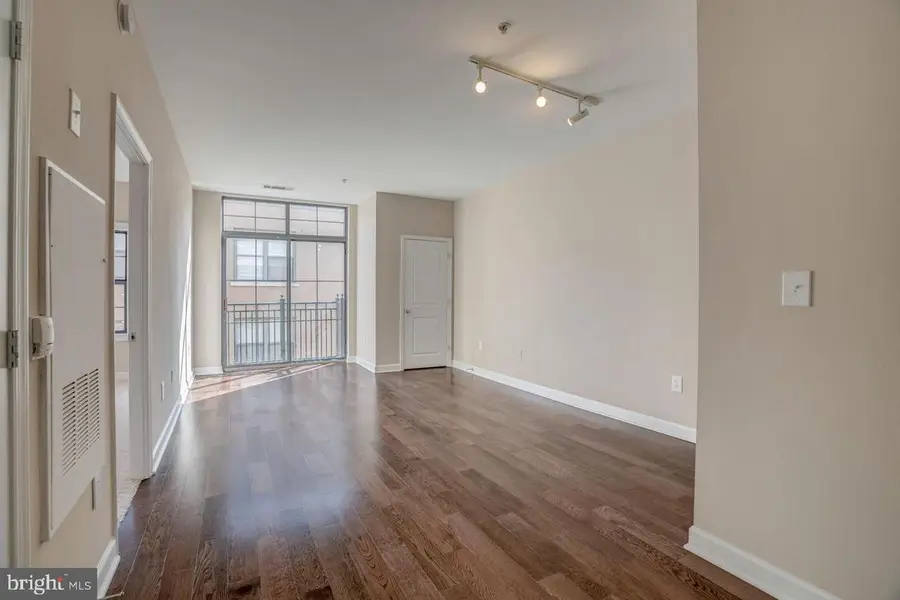 1111 25th St Nw #923, Washington, DC 20037 - #3
