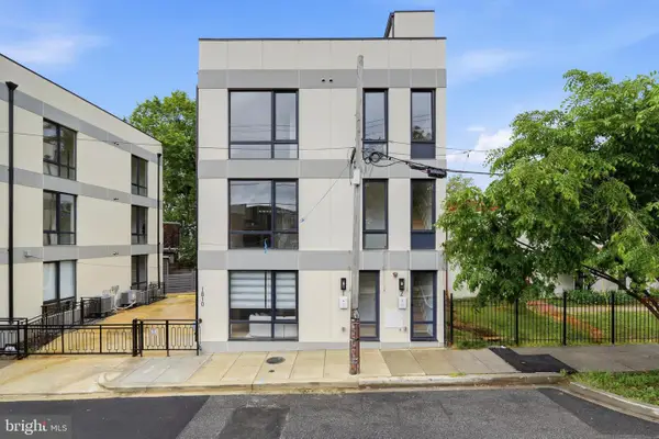 1810 Central Pl Ne #1, WASHINGTON, DC 20002