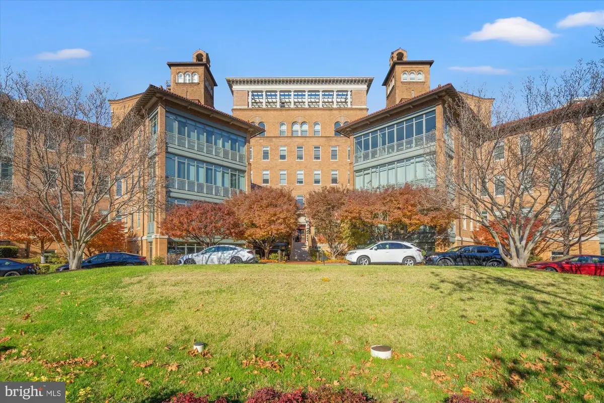 2425 L St Nw #324, Washington, DC 20037 - #1