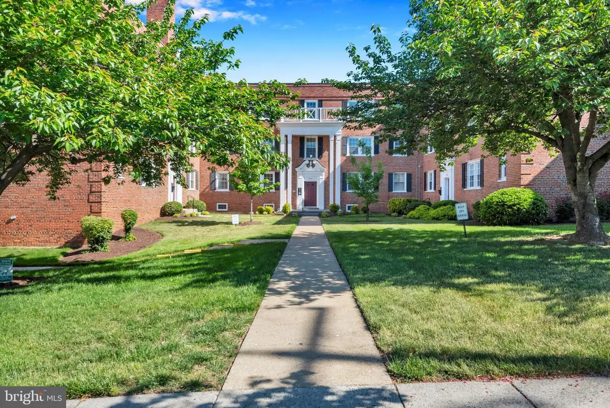3810 W St Se #202, Washington, DC 20020 - #1