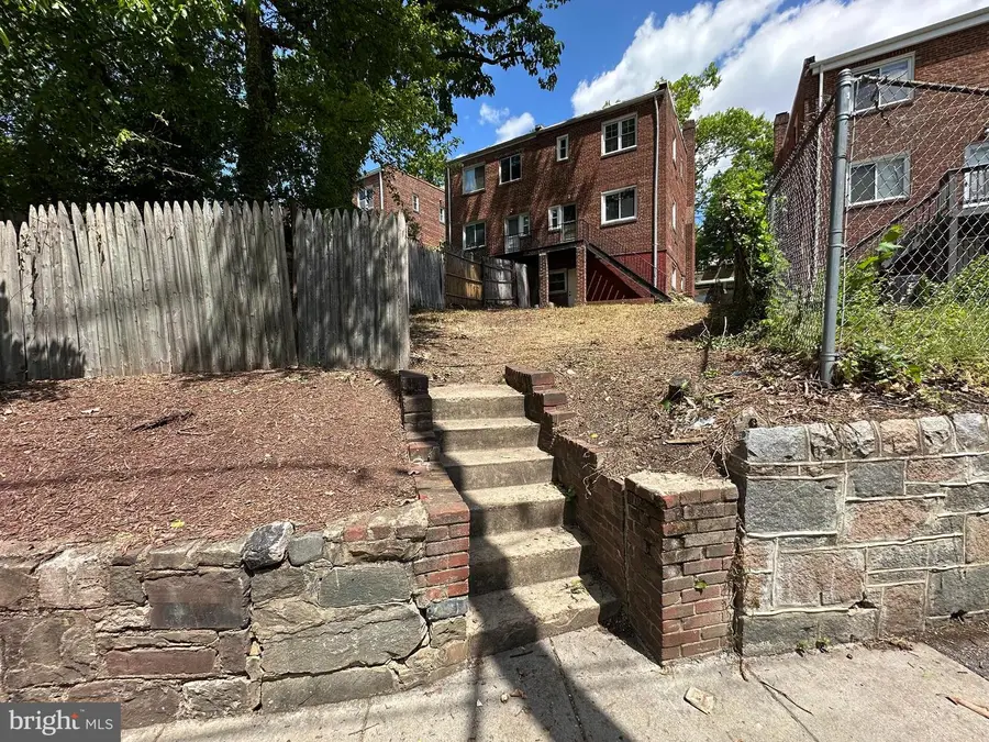 521 Oakwood St Se, Washington, DC 20032 - #3