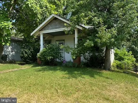 4854 Brooks St Ne, Washington, DC 20019 - #2