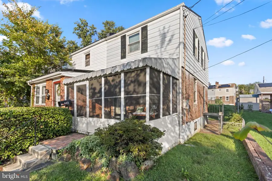 805 50th Pl Ne, Washington, DC 20019 - #3