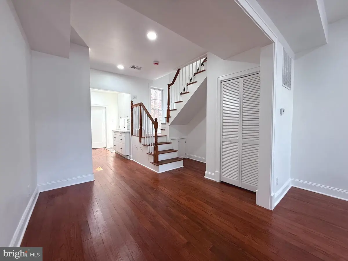 1113 Holbrook Ter Ne, Washington, DC 20002 - #1