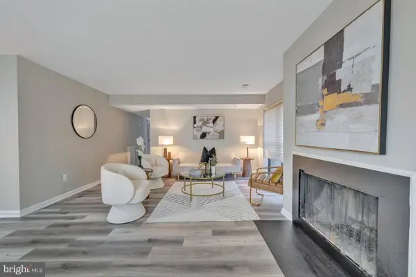 3436 Summit Ct Ne #3436, WASHINGTON, DC 20018