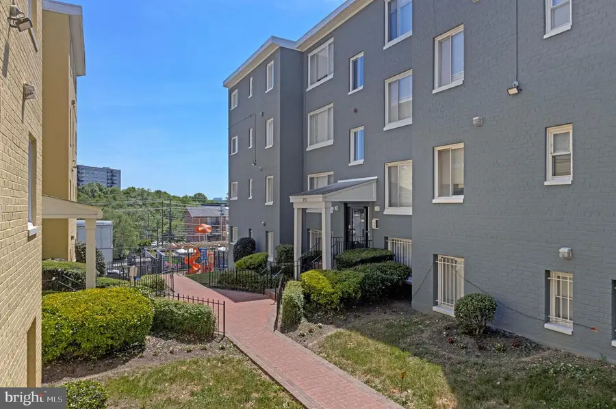 717 Brandywine St Se #202, Washington, DC 20032 - #3