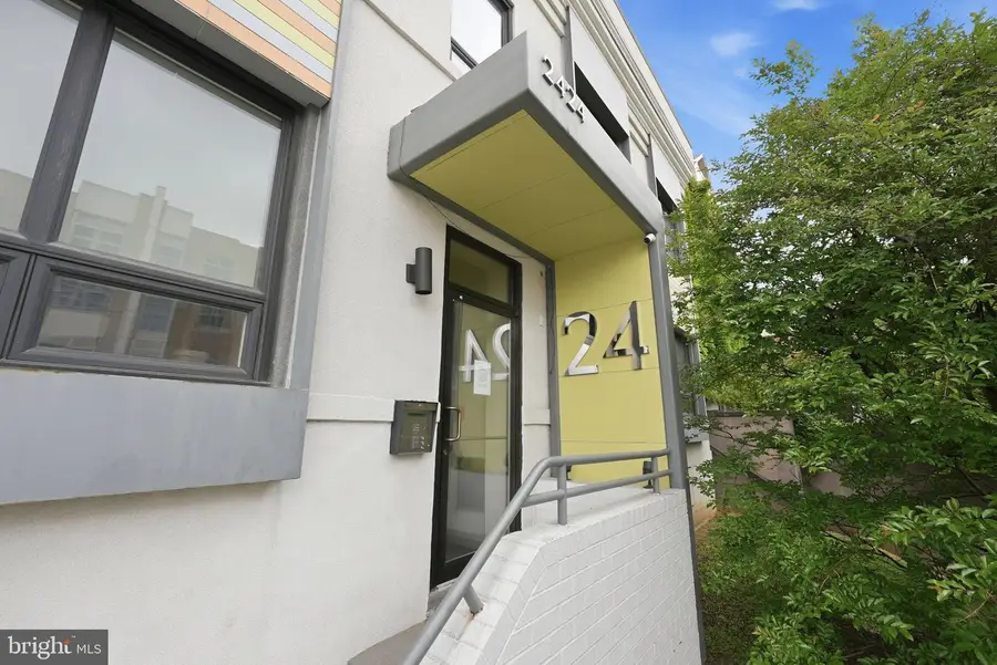 2424 17 St Nw #0101, Washington, DC 20009 - #2