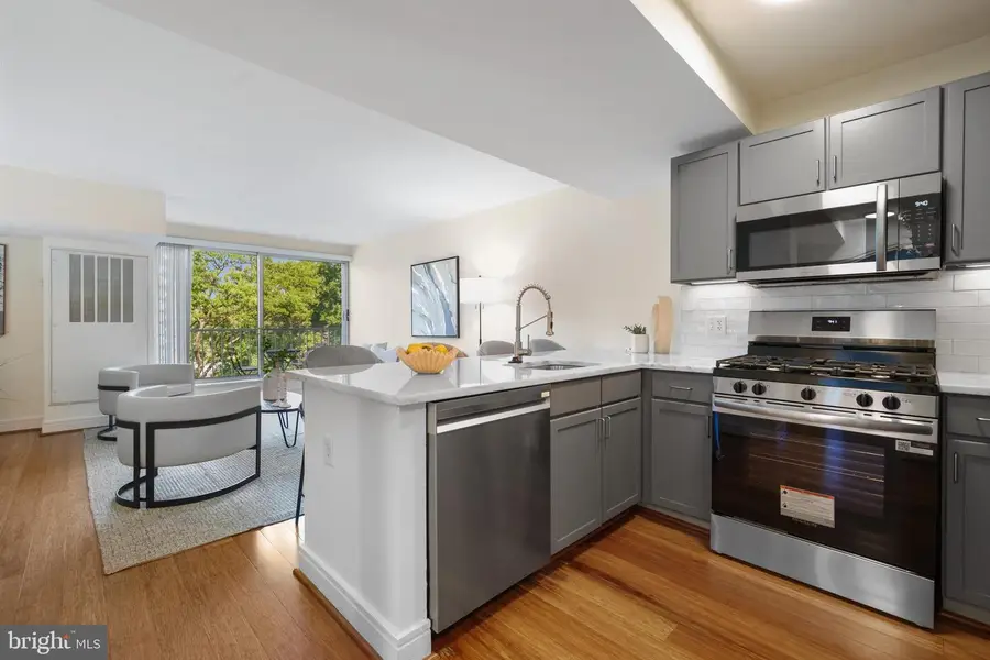 800 4th St Sw #s421, Washington, DC 20024 - #3