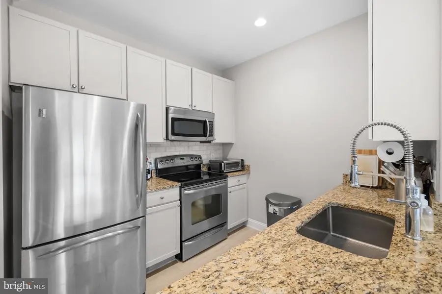 1391 Pennsylvania Ave Se #425, Washington, DC 20003 - #3