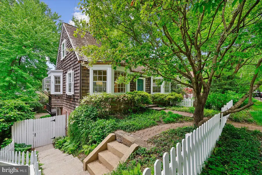 4926 Nw Albemarle St Nw, Washington, DC 20016 - #2
