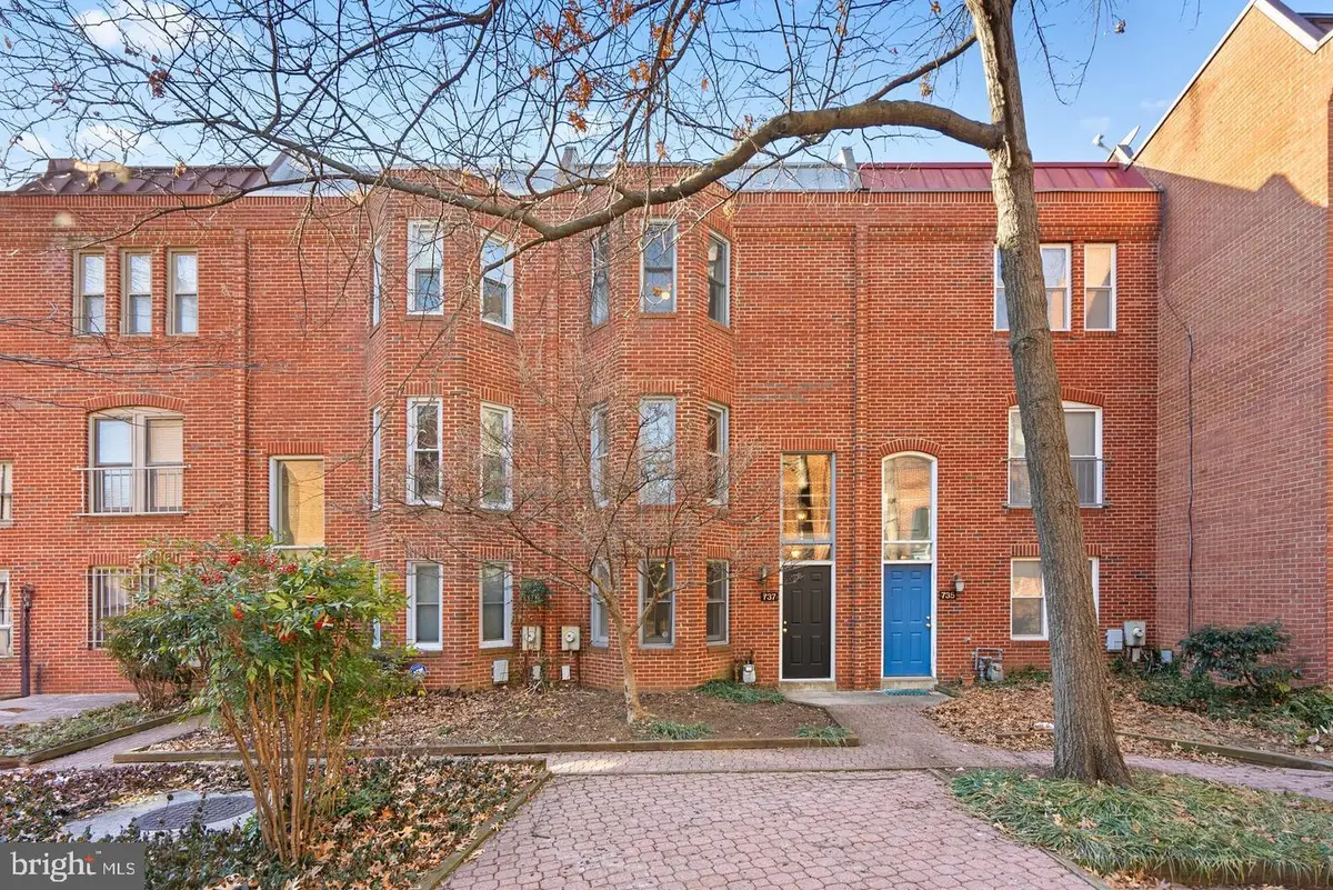 737 3rd St Ne, Washington, DC 20002 - #1