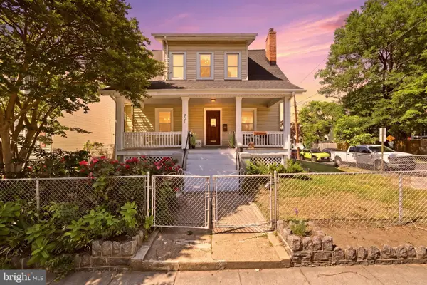 901 Butternut St Nw, WASHINGTON, DC 20012