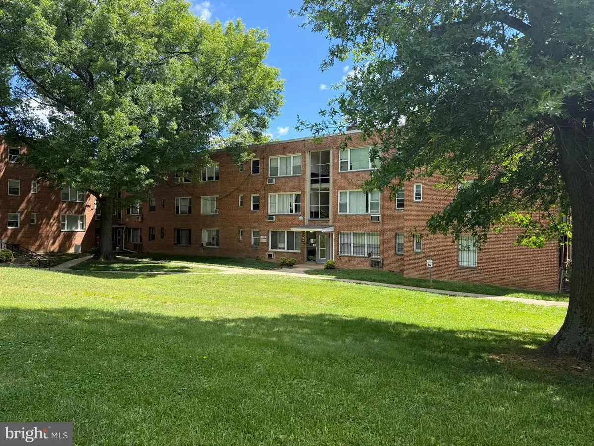 514 Ridge Rd Se #109, Washington, DC 20019 - #1