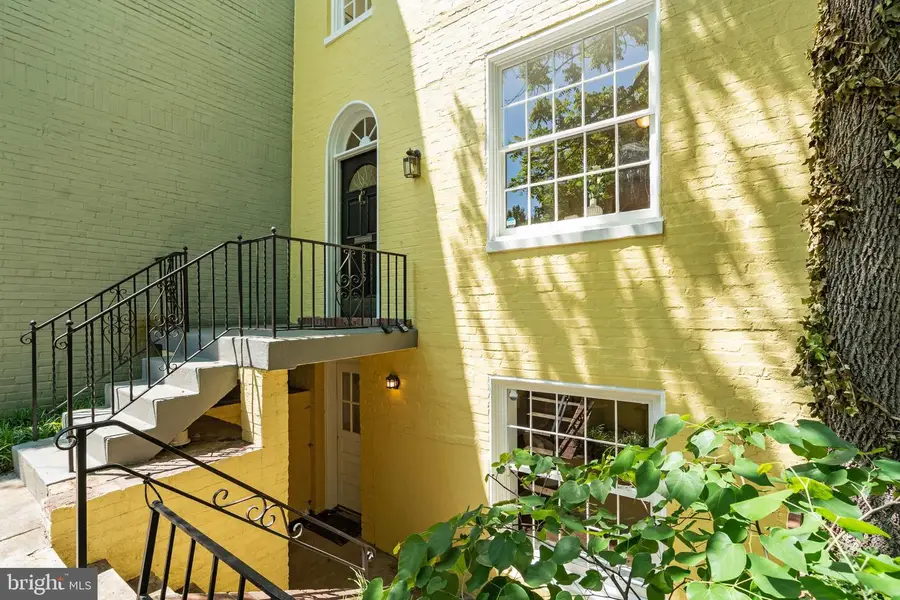3315 Dent Pl Nw, Washington, DC 20007 - #3