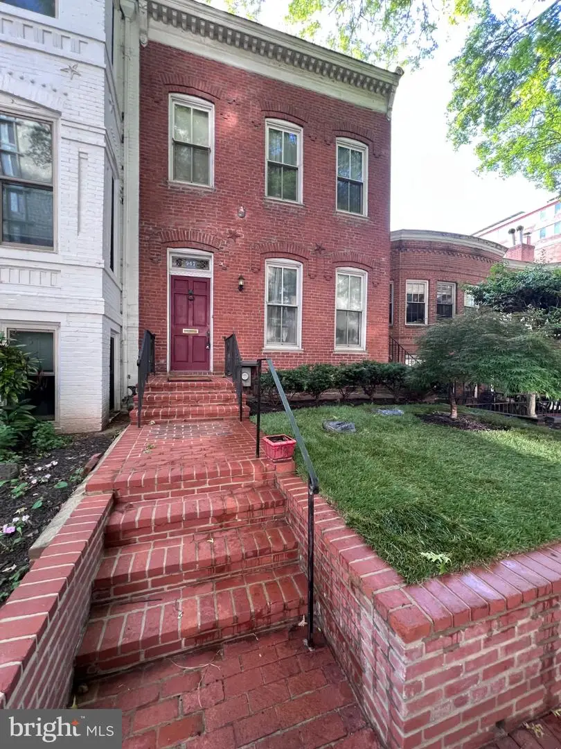 947 25th St Nw, Washington, DC 20037 - #2