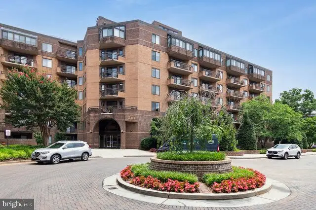 2111 Wisconsin Ave Nw #411, Washington, DC 20007 - #3
