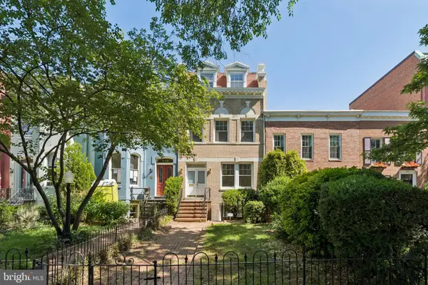 916 East Capitol St Ne, WASHINGTON, DC 20003