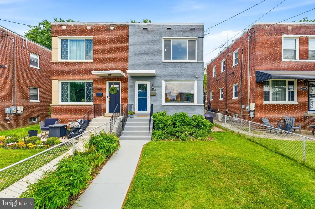 643 Jefferson St Ne, Washington, DC 20011 - #1