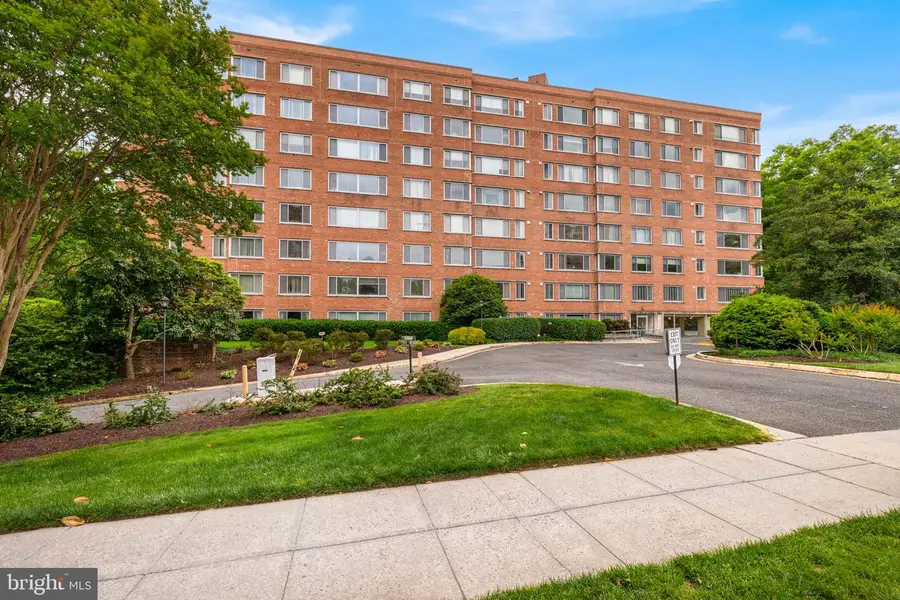 4200 Cathedral Ave Nw #901, Washington, DC 20016 - #2