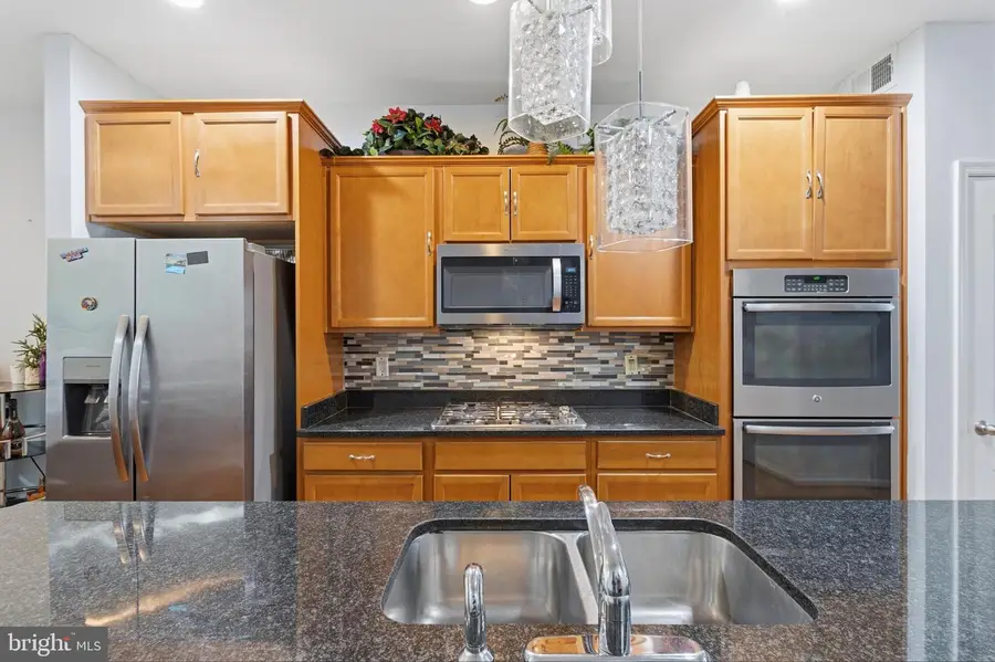 663 Anacostia Ave Ne, Washington, DC 20019 - #2