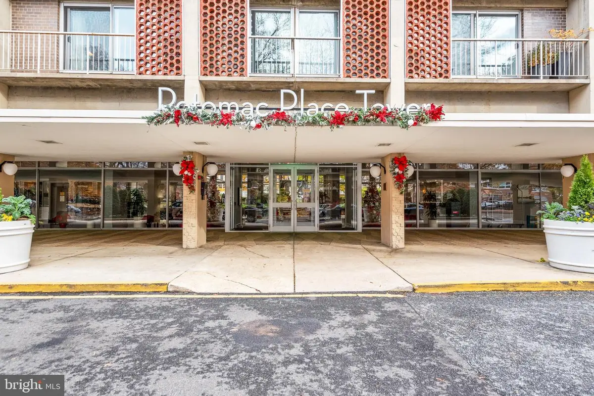 800 4th St Sw #s501, Washington, DC 20024 - #1