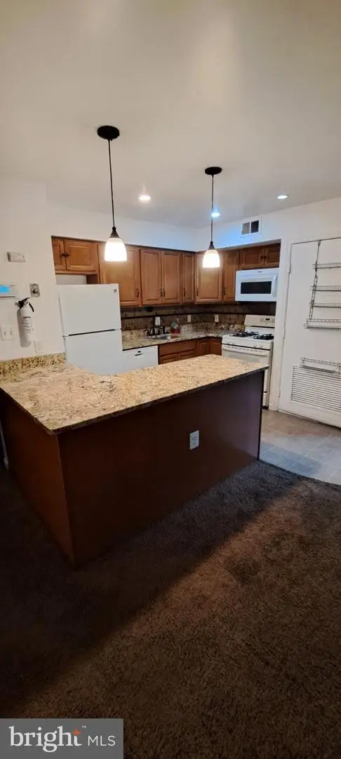 3028 Pineview Ct Ne #3028, WASHINGTON, DC 20018