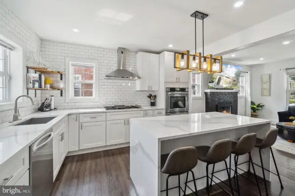 710 Van Buren St Nw, WASHINGTON, DC 20012