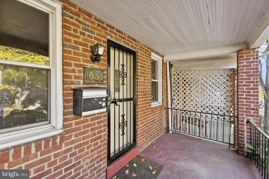 1633 R St Se, Washington, DC 20020 - #2