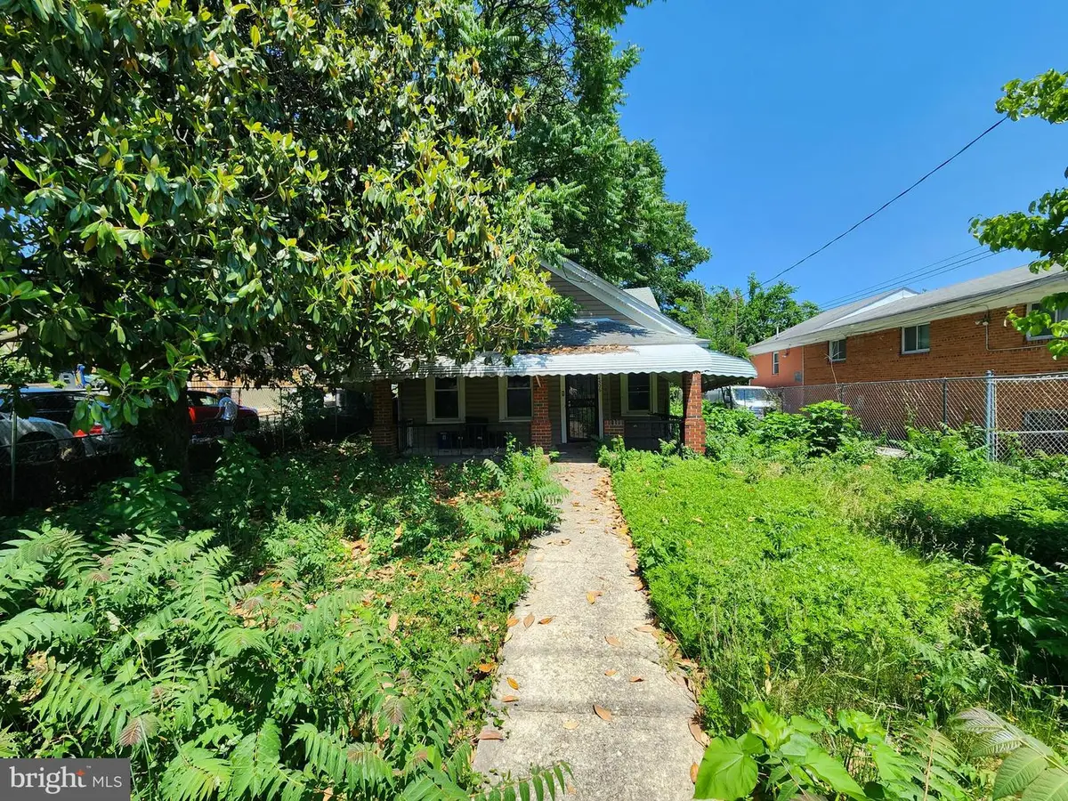 4506 Brooks St Ne, Washington, DC 20019 - #1