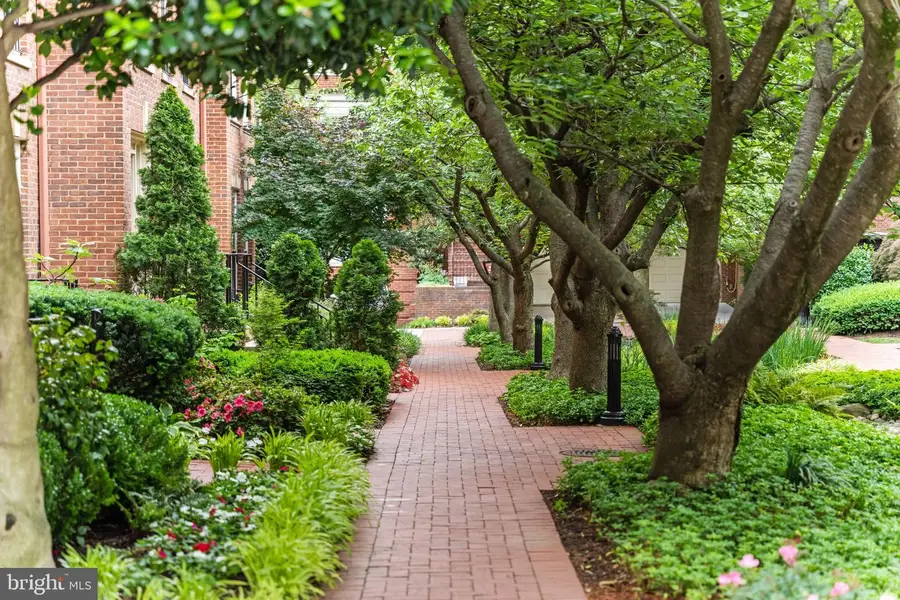 3533 Winfield Ln Nw, Washington, DC 20007 - #2