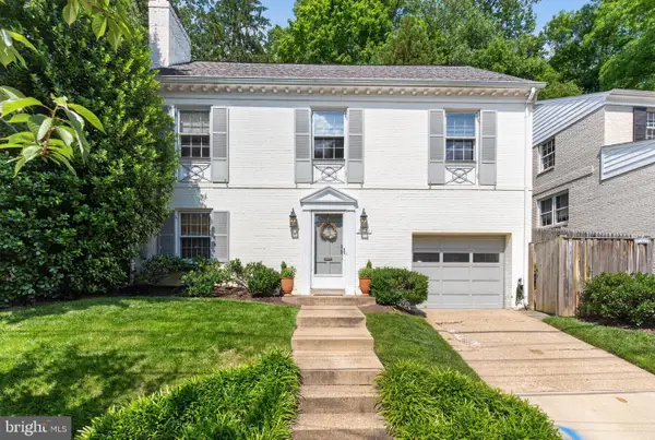 5721 Macarthur Blvd Nw, WASHINGTON, DC 20016