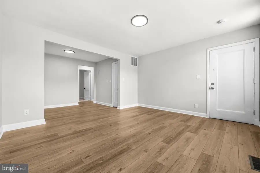 404 Mellon St Se, Washington, DC 20032 - #3