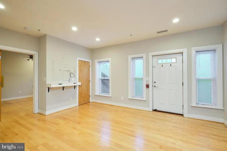 5551 Illinois Ave Nw #102, Washington, DC 20011 - #3