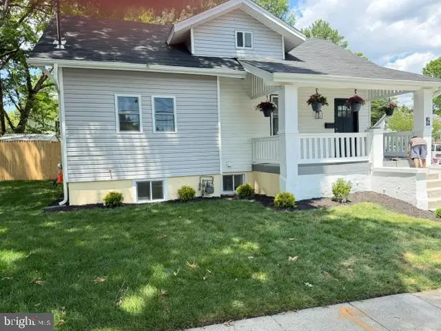1004 Shepherd St Ne, Washington, DC 20017 - #2