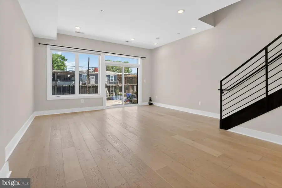 217 20th St Ne #2, Washington, DC 20002 - #2