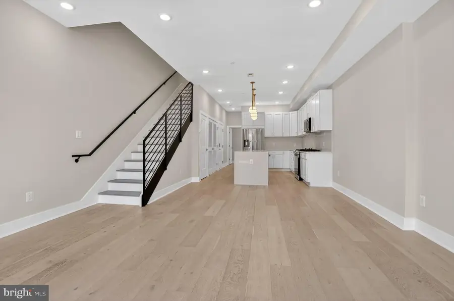 217 20th St Ne #2, Washington, DC 20002 - #3