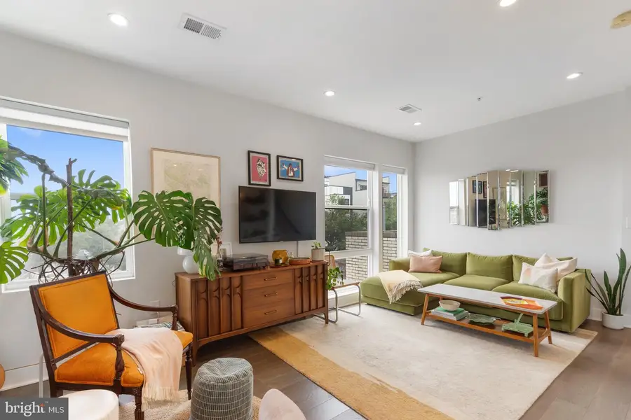 653 Irving St Nw #7, Washington, DC 20010 - #3