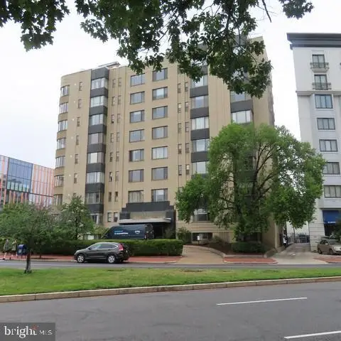 1 Scott Cir Nw #419, Washington, DC 20036 - #1