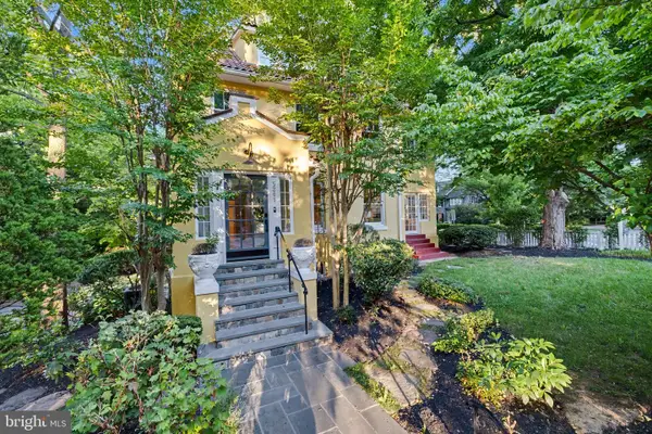 5201 38th St Nw, WASHINGTON, DC 20015