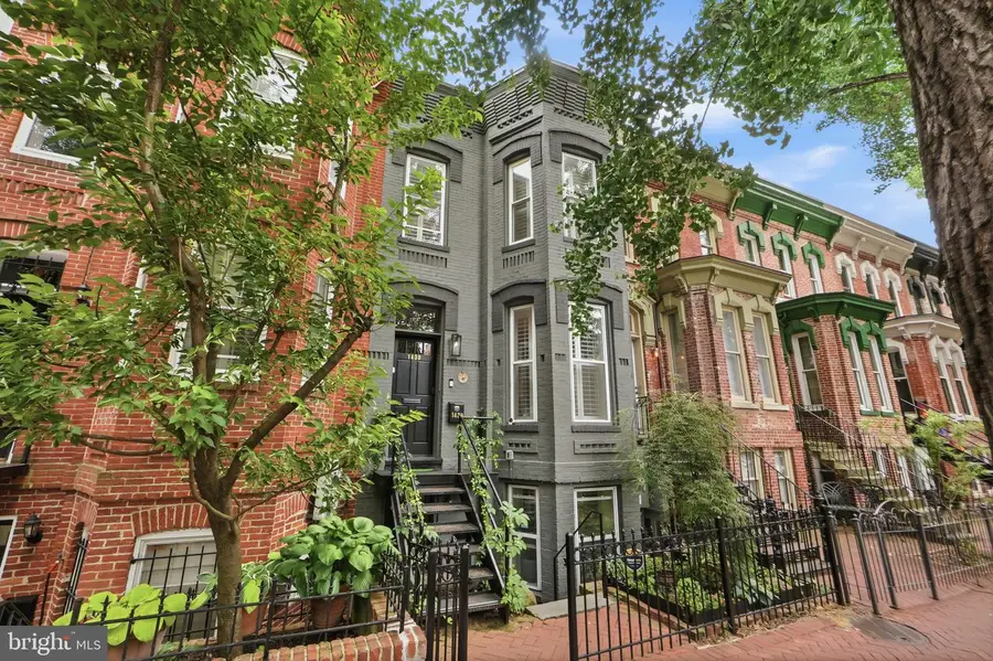 1430 Swann St Nw, Washington, DC 20009 - #2