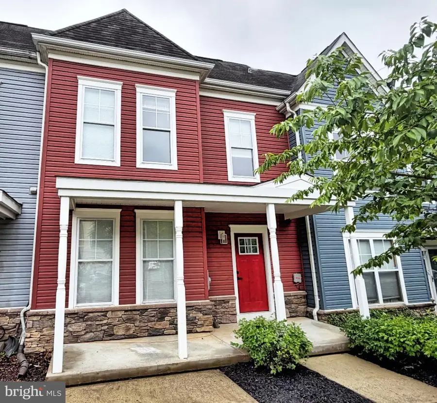 5002 Kimi Gray Ct Se, Washington, DC 20019 - #2