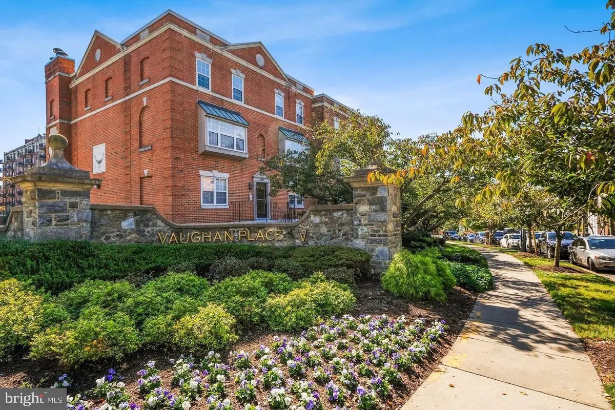 3800 Porter St Nw #302, Washington, DC 20016 - #1