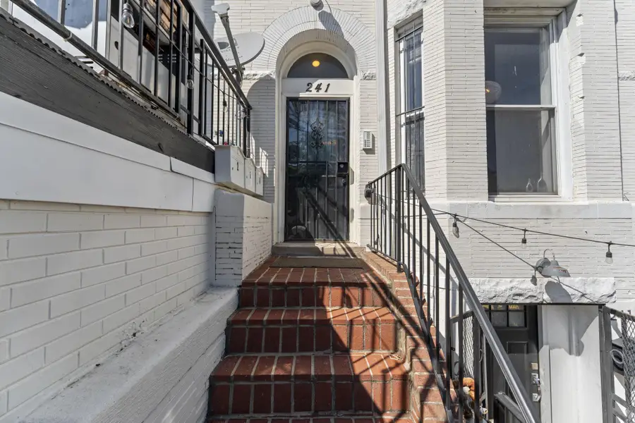 241 Florida Ave Nw #2, Washington, DC 20001 - #3