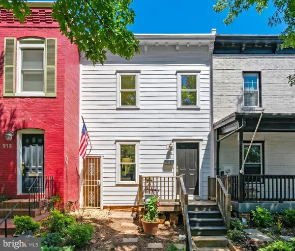 914 15th St Se, WASHINGTON, DC 20003
